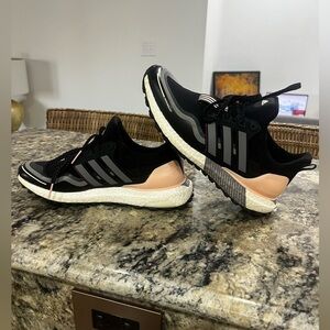 Adidas Ultra Boost Sneakers